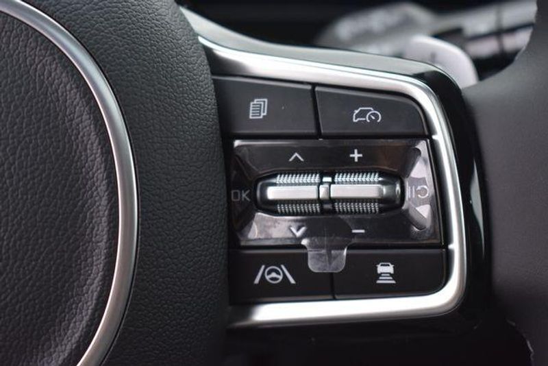 New 2026 Kia Carnival Hybrid SX PrestigeImage 32