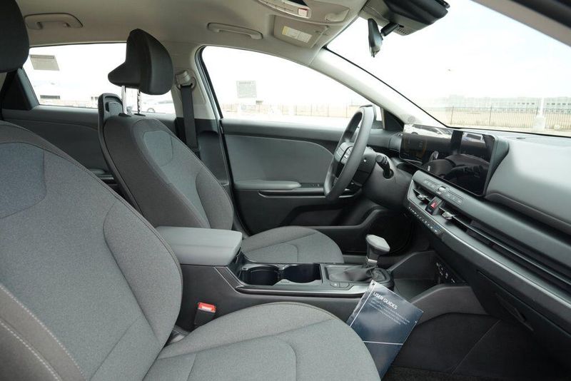 Used 2026 Kia K4 LXSImage 20