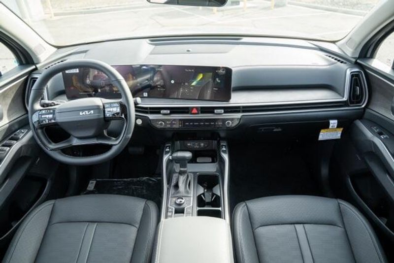 New 2026 Kia Sorento Plug-In Hybrid EXImage 15