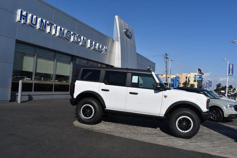 2024 Ford Bronco BadlandsImage 3