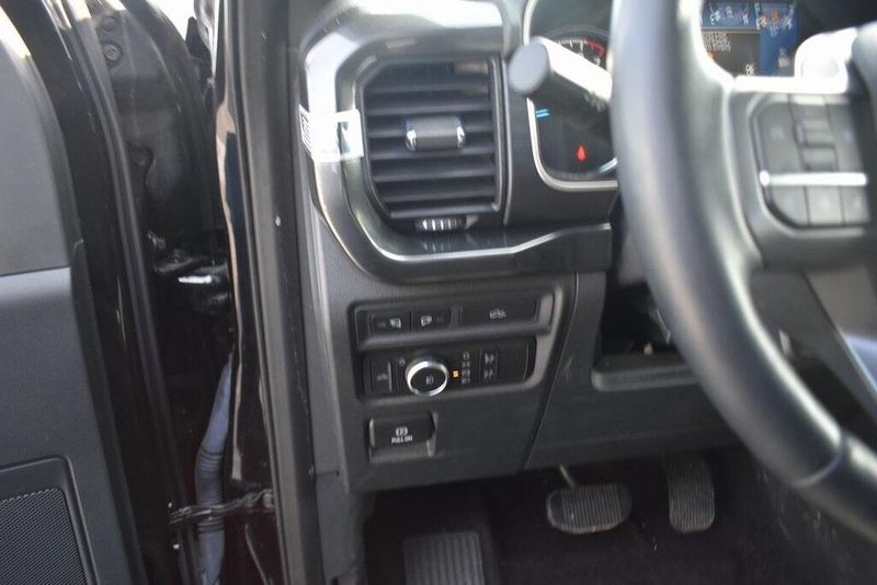 2021 Ford F-150 XLTImage 19