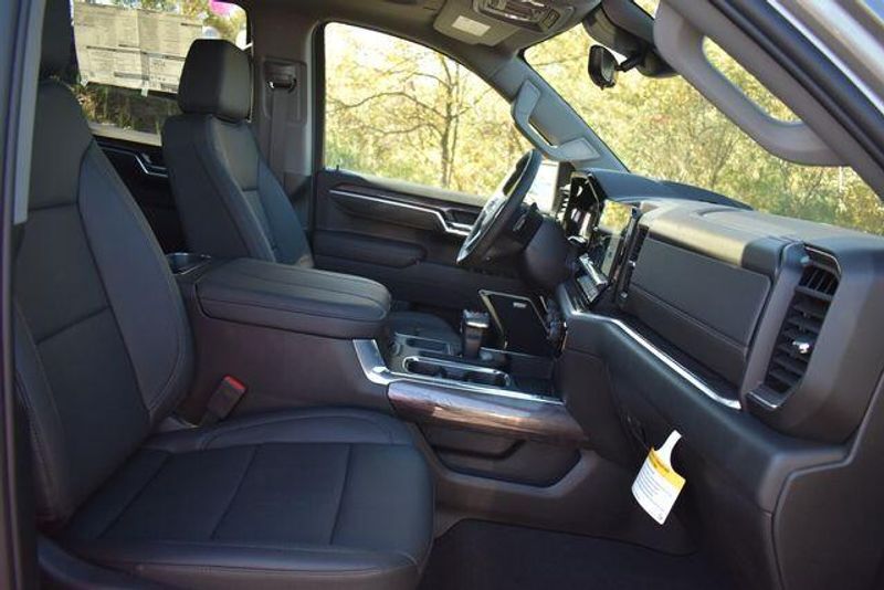 New 2025 Chevrolet Silverado 1500 LTZImage 17