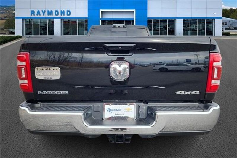 2024 RAM 3500 LaramieImage 7