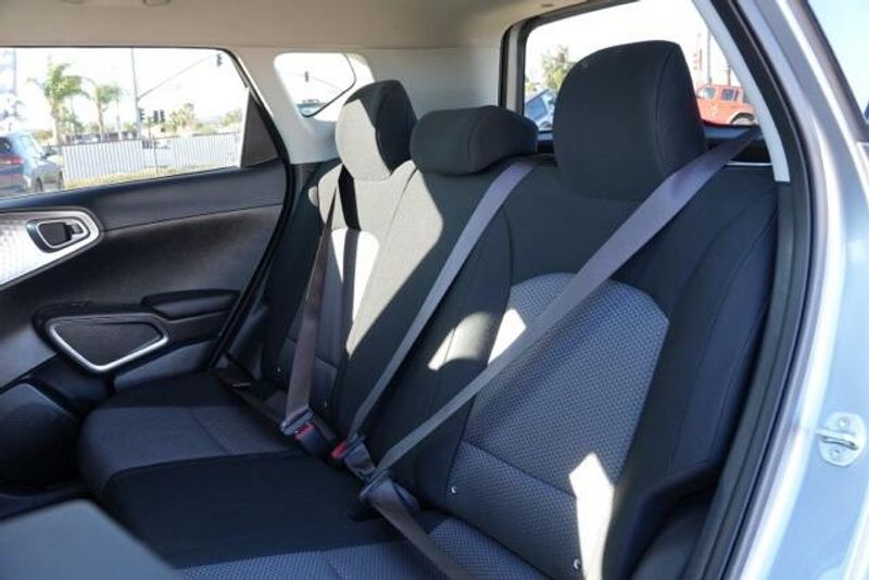 Used 2023 Kia Soul LXImage 14