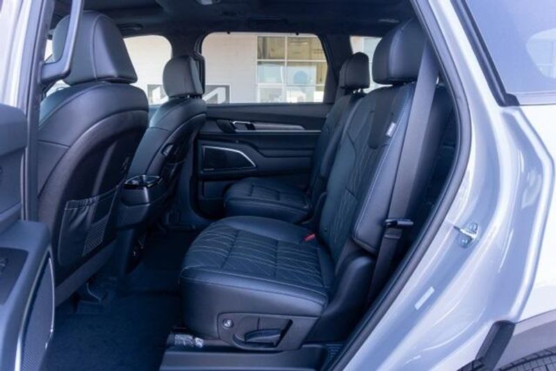 New 2025 Kia Telluride SX-Prestige X-LineImage 13
