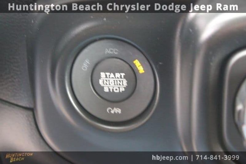 2022 Jeep Wrangler Unlimited Sahara 4xeImage 24