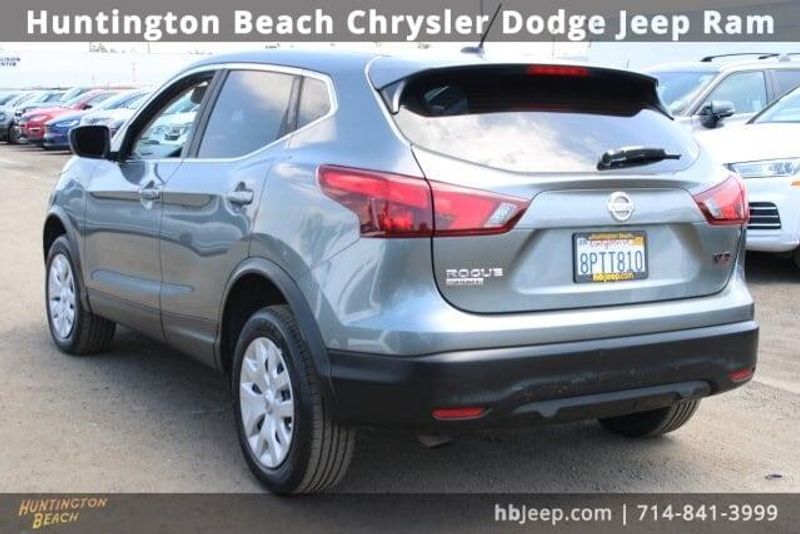 2018 Nissan Rogue Sport SImage 3