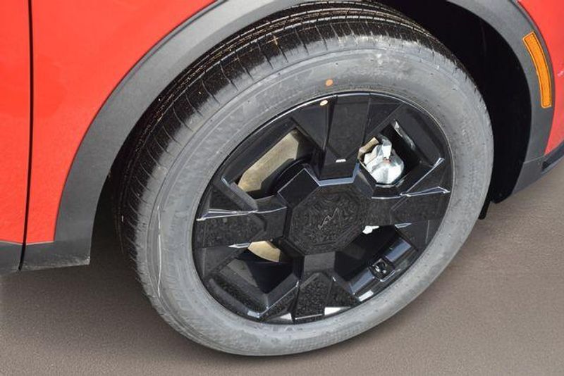 New 2026 Kia Sportage X-LineImage 12