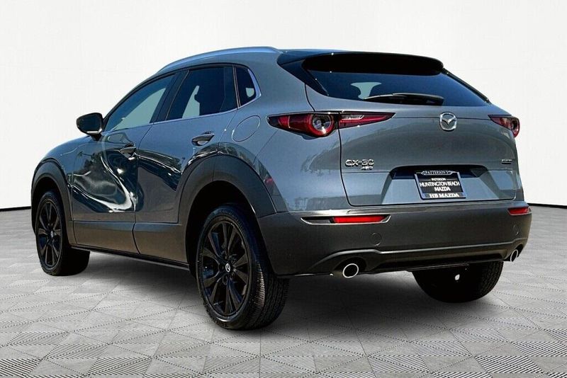 2022 Mazda CX-30 2.5 S Carbon EditionImage 8