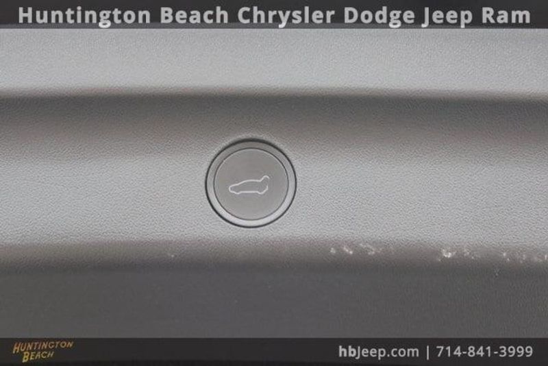 2023 Tesla Model Y Long RangeImage 36
