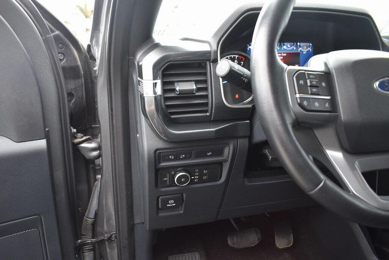 2022 Ford F-150 XLTImage 18