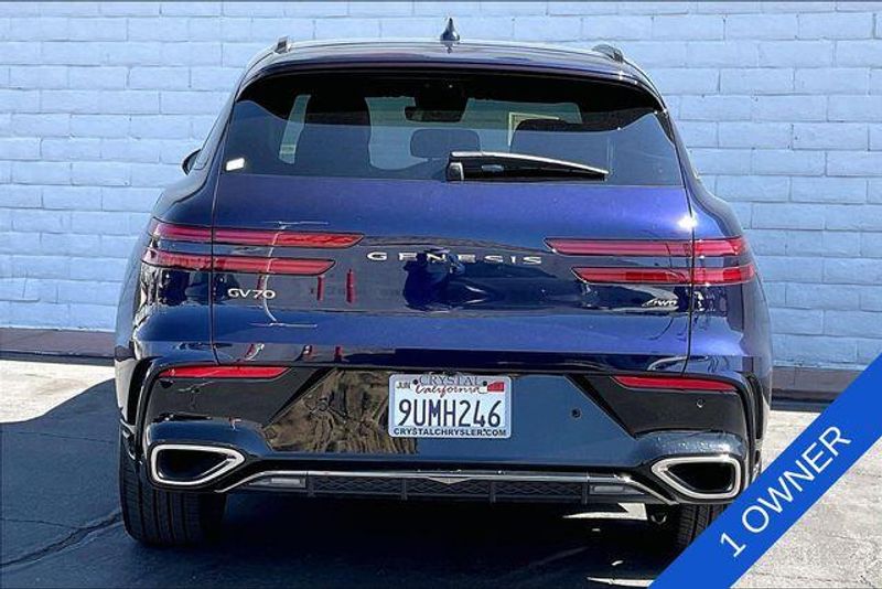 Used 2026 Genesis GV70 2.5T Sport PrestigeImage 3