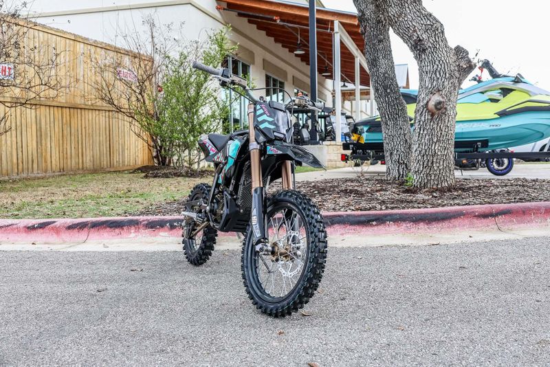 2025 SURRON HYPER BEE BLUE 