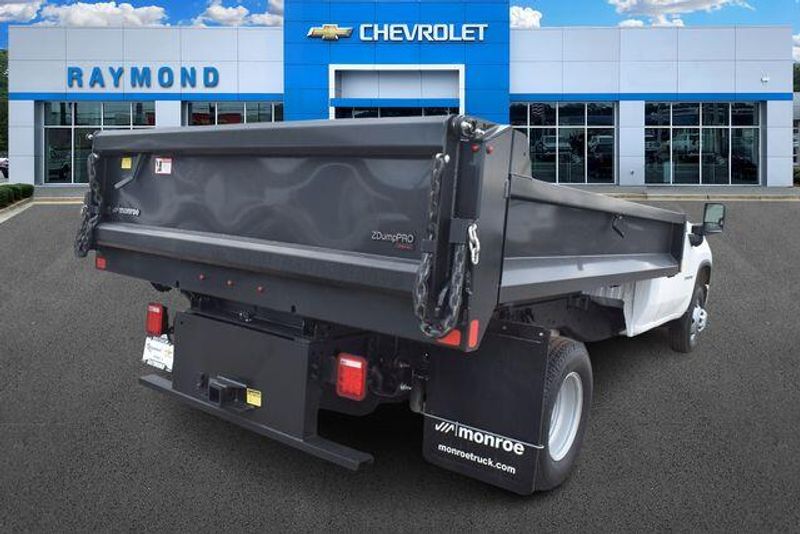 New 2026 Chevrolet Silverado 3500HD Work TruckImage 4