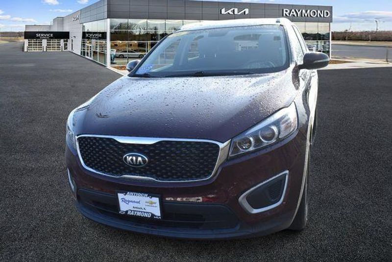 Used 2016 Kia Sorento LXImage 7