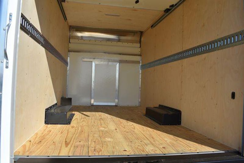 New 2026 Chevrolet Express 3500 Work VanImage 14