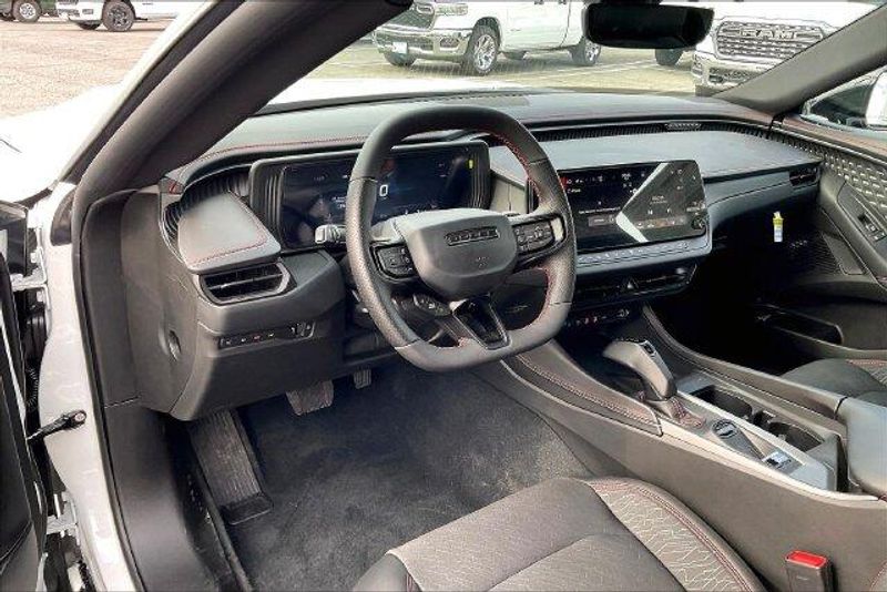 New 2026 Dodge Charger Scat Pack 2-door AwdImage 6