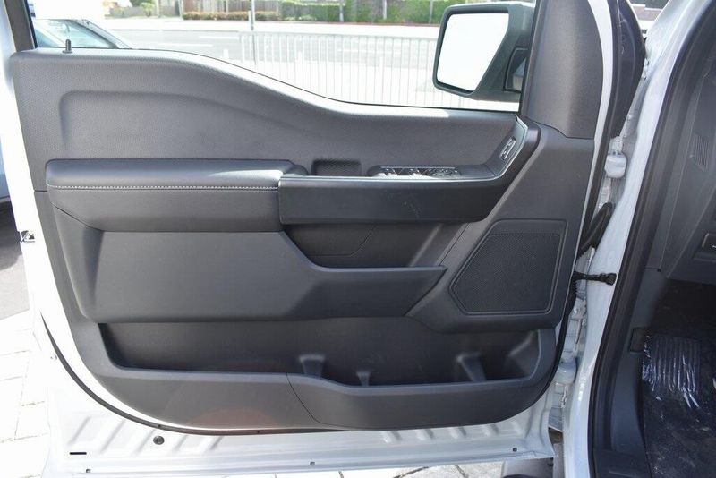 2025 Ford F-150 STXImage 12