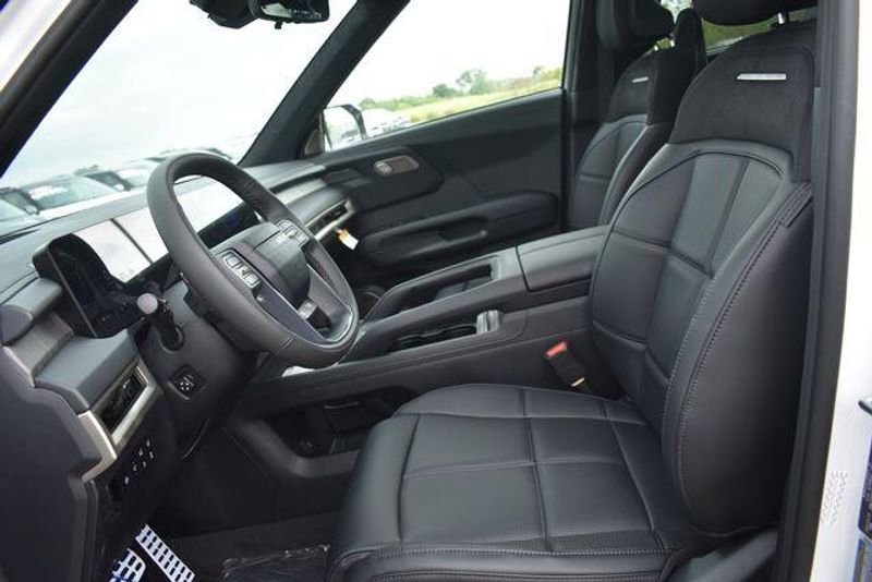 New 2027 Kia Telluride Hybrid SX PrestigeImage 29