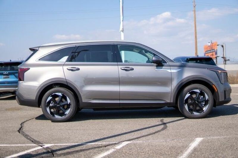 2025 Kia Sorento Hybrid EXImage 8