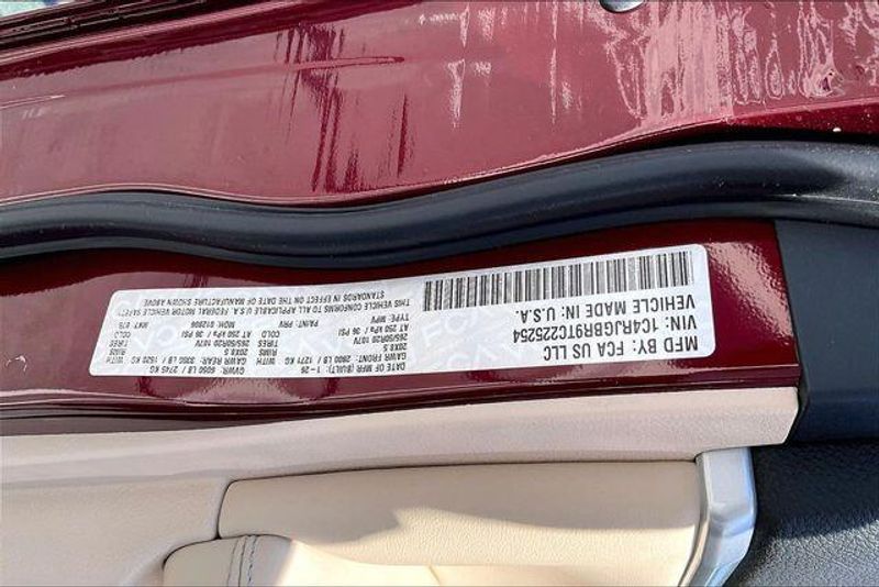 New 2026 Jeep Grand Cherokee Limited 4x2Image 15