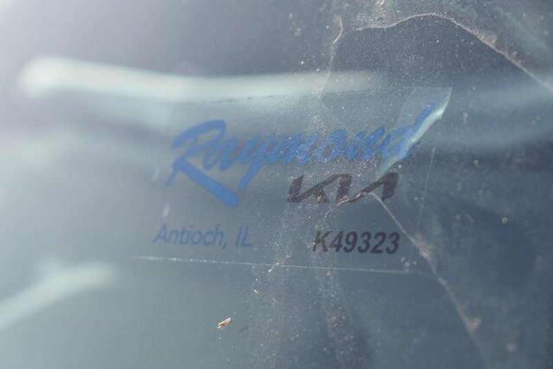 New 2027 Kia Carnival LXSImage 36