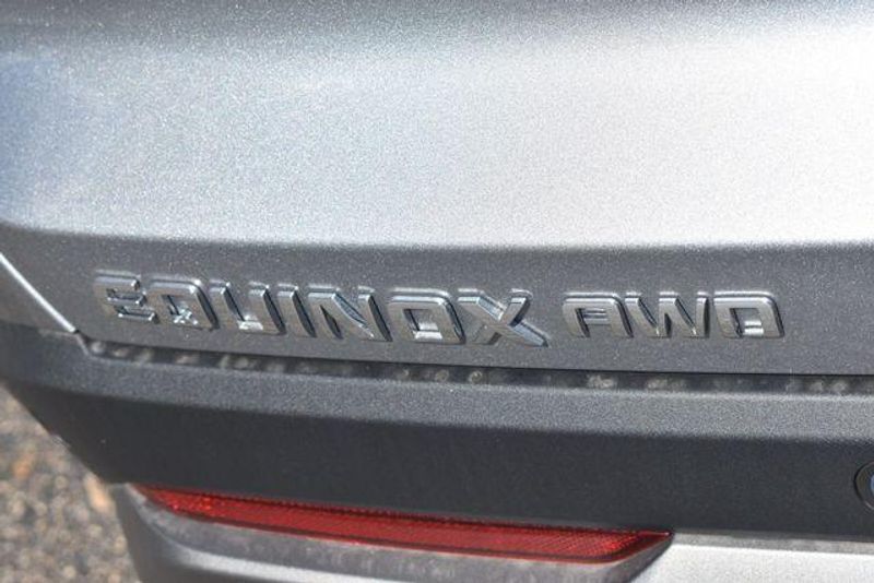 New 2027 Chevrolet Equinox LTImage 17