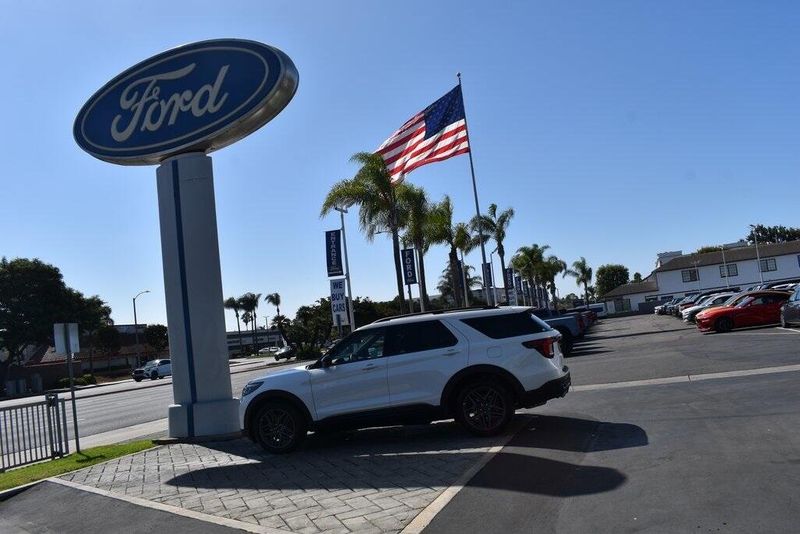 New 2025 Ford Explorer STImage 23