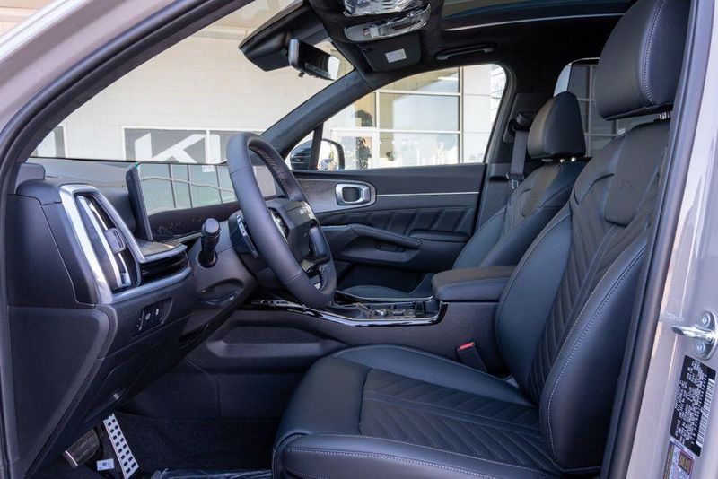 New 2026 Kia Sorento X-Line SX PrestigeImage 11