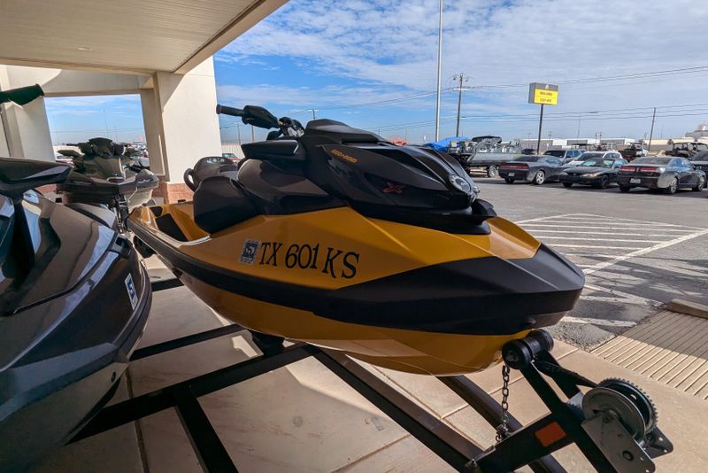 2023 SEADOO RXP X 300 AUD IBR MILLENIUM YELLOW 