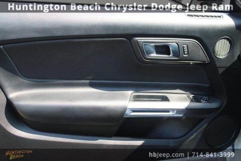 2022 Ford Mustang EcoboostImage 10