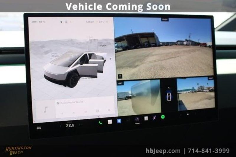 2024 Tesla Cybertruck BaseImage 33