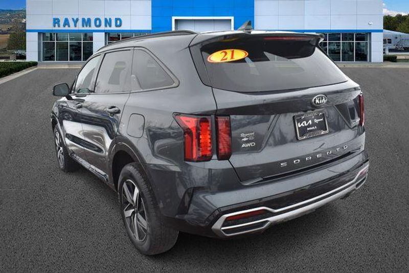 Used 2021 Kia Sorento EXImage 5