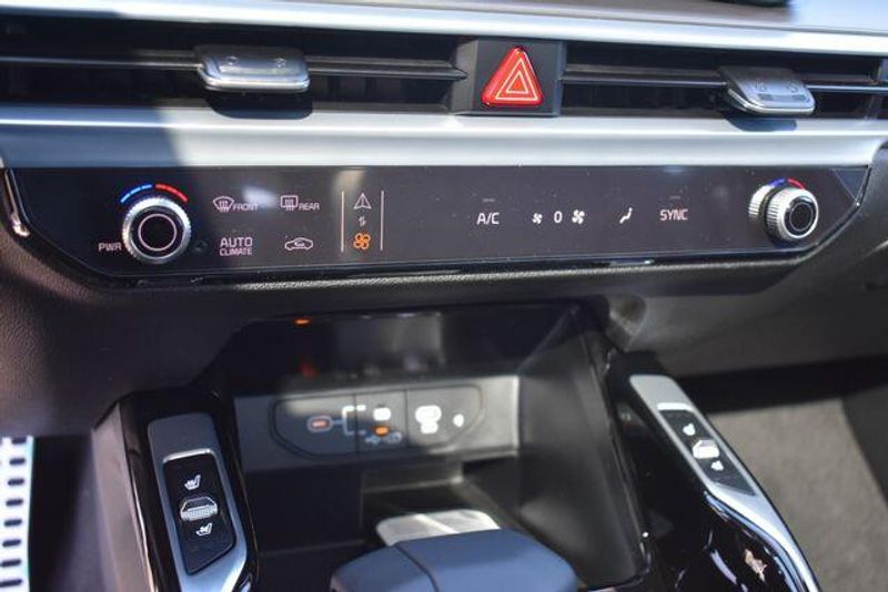 New 2026 Kia Sorento SXImage 31