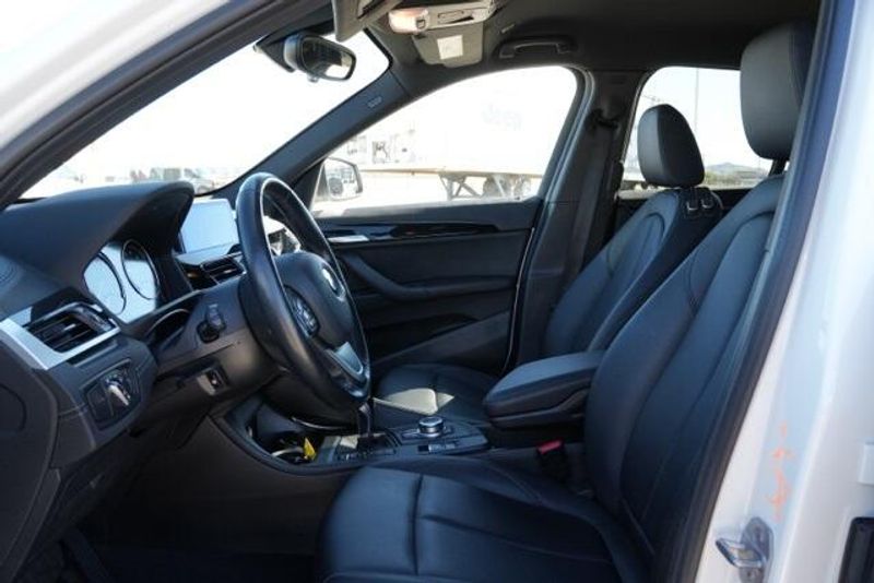 Used 2021 BMW X1 sDrive28iImage 11