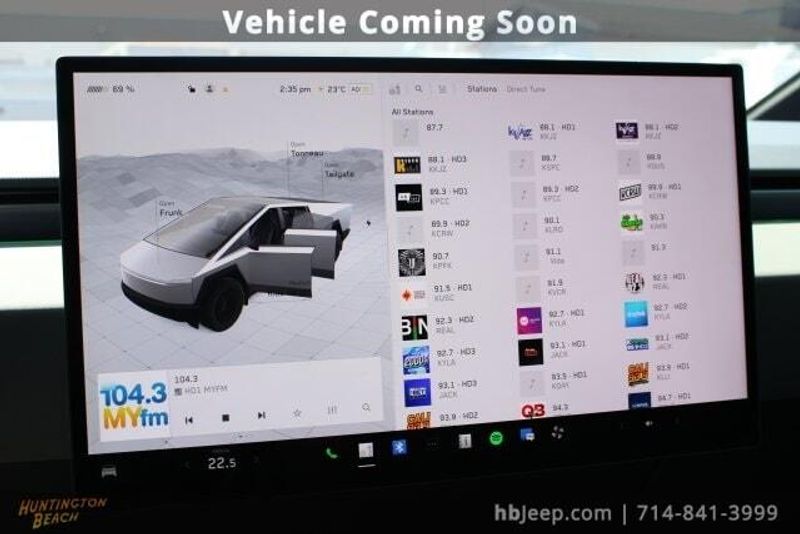 2024 Tesla Cybertruck BaseImage 30