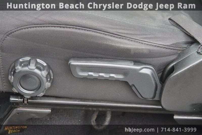 2022 Jeep Wrangler Unlimited Sport SImage 30