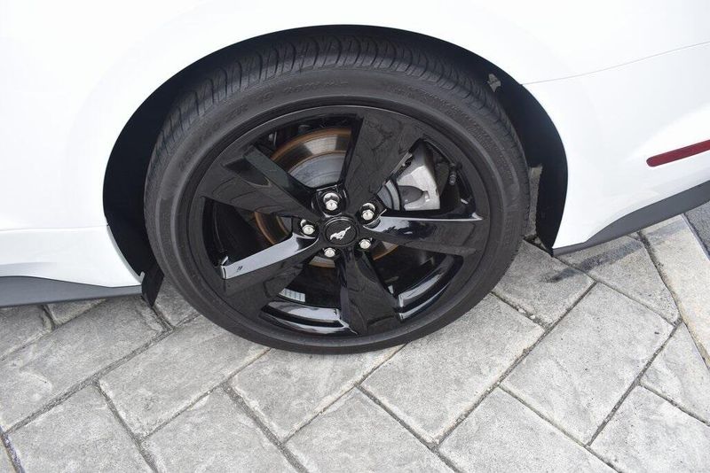 Used 2023 Ford Mustang EcoBoostImage 4