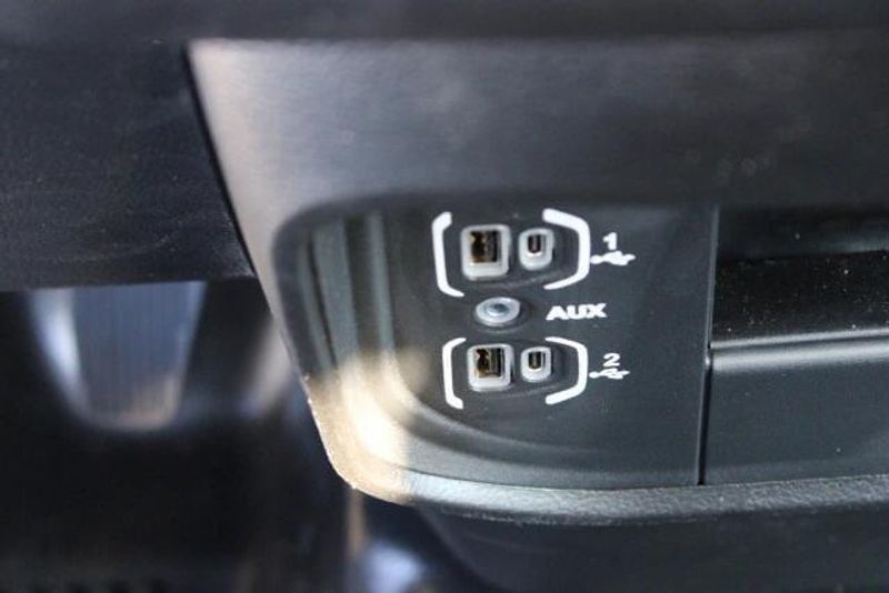 2024 RAM 2500 Tradesman Regular Cab Harbor BodyImage 27