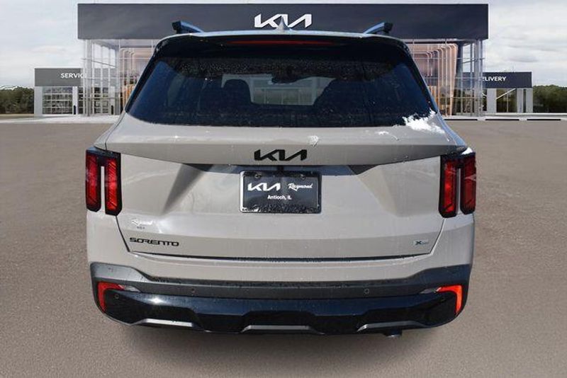 New 2026 Kia Sorento X-Line EXImage 5