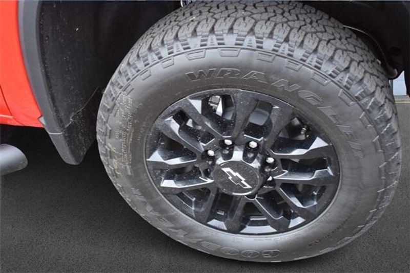 New 2025 Chevrolet Silverado 2500HD LTImage 11