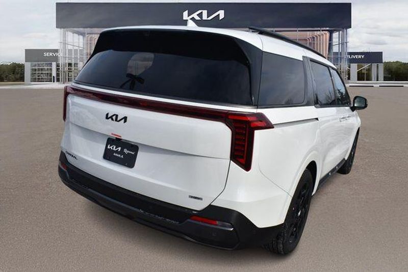 New 2026 Kia Carnival Hybrid SX PrestigeImage 4