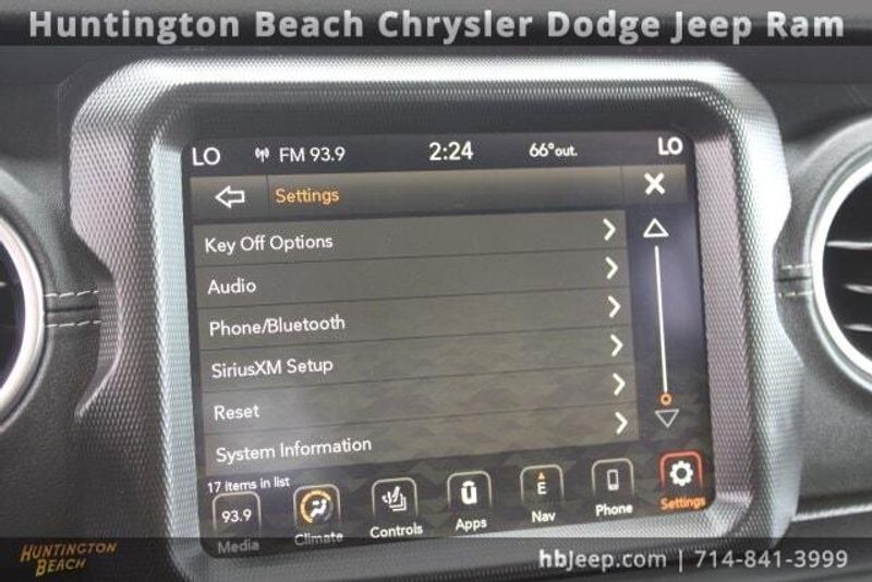 2022 Jeep Wrangler Unlimited Sahara 4xeImage 27