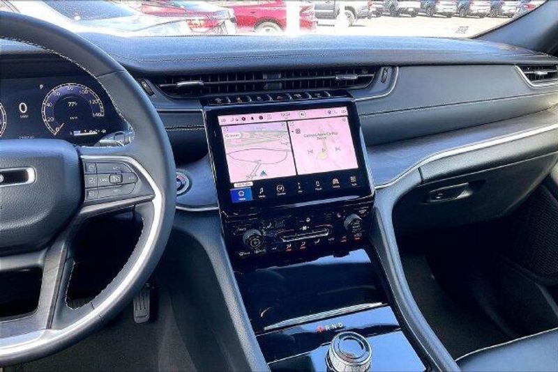 Used 2024 Jeep Grand Cherokee LimitedImage 5