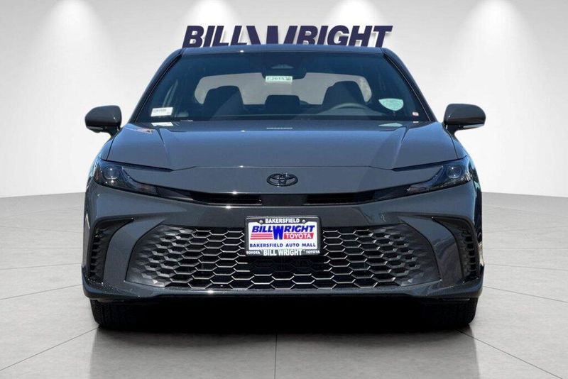 New 2026 Toyota Camry SEImage 8