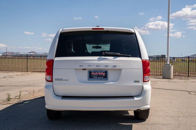 Used 2018 Dodge Grand Caravan SEImage 6