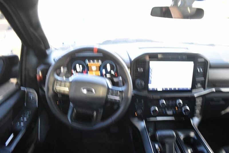 2023 Ford F-150 Raptor RImage 18