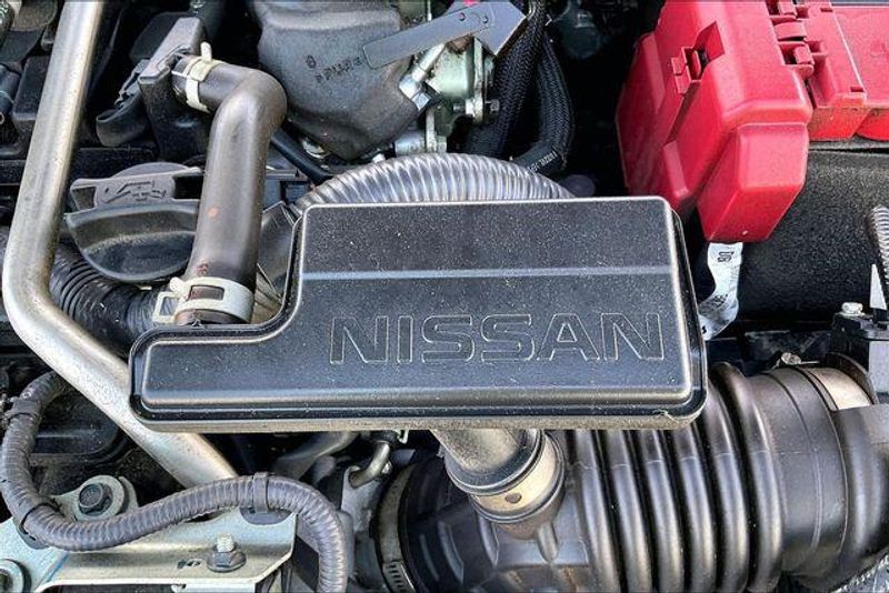 Used 2025 Nissan Sentra SRImage 32