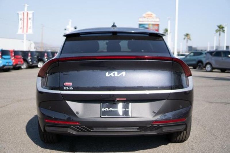 2025 Kia EV6 LightImage 6