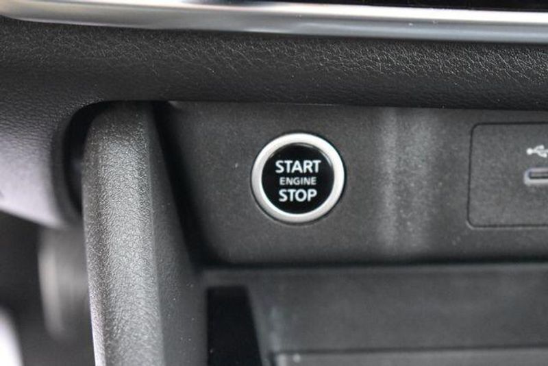 Used 2021 Nissan Rogue SVImage 30